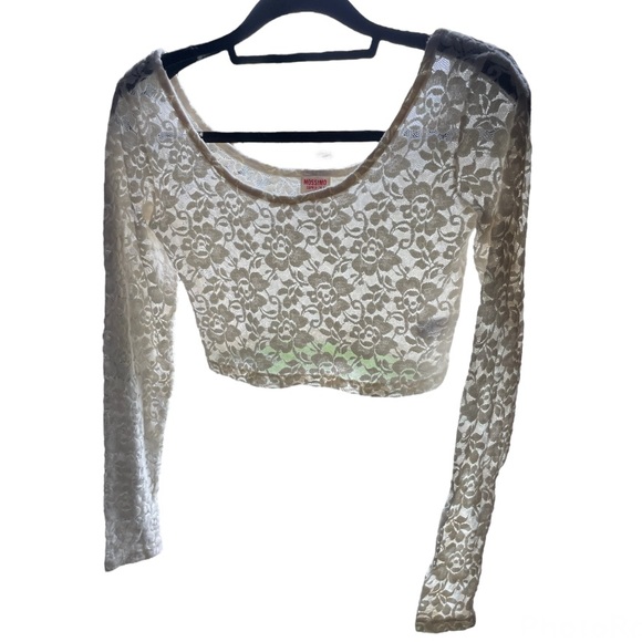 Soft Lace Crop Long Sleeve - Picture 6 of 7
